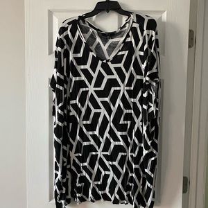 24/26 2x Tunic like new!